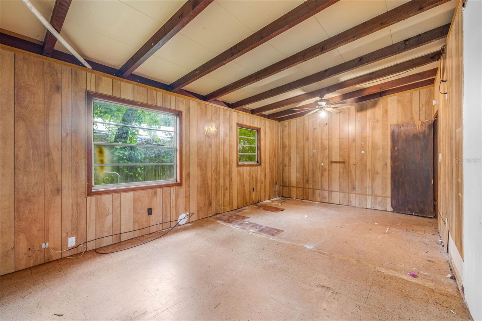 Image 19 of 30 For 8307 Ogontz Avenue