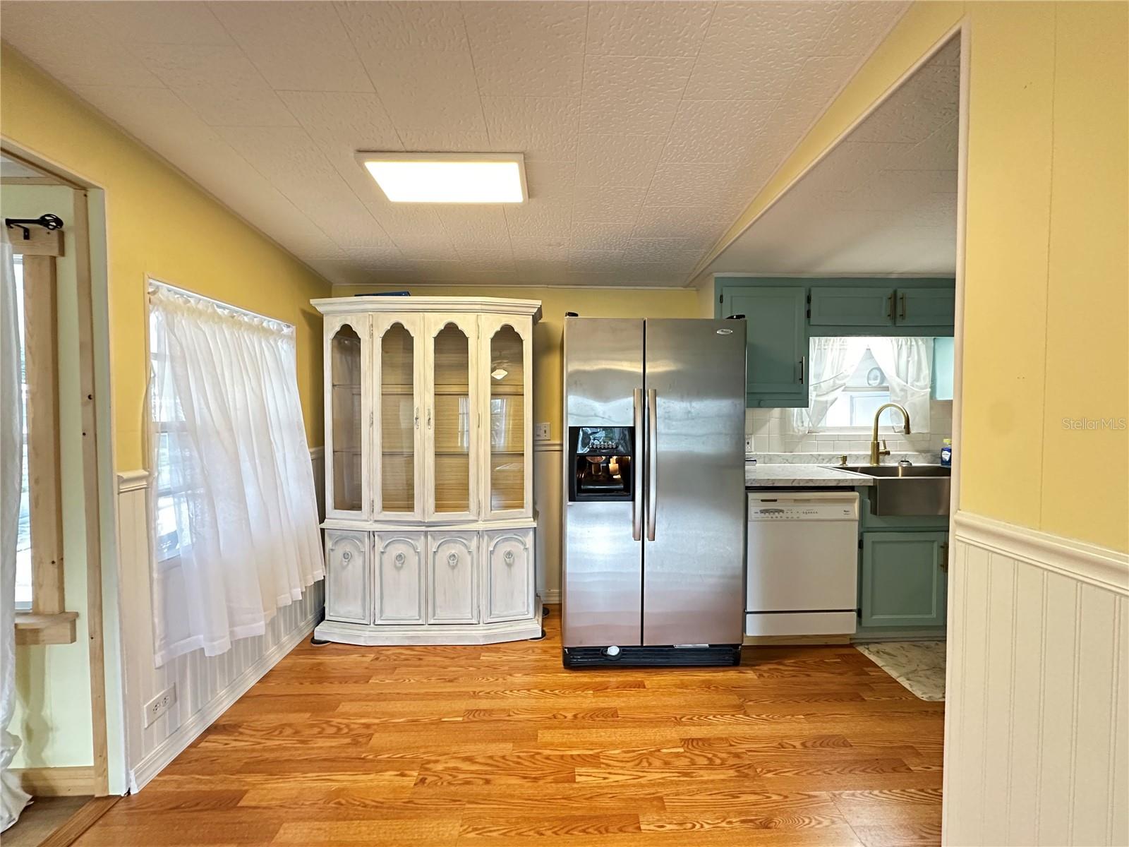 Image 11 of 29 For 4358 72nd Street N 84
