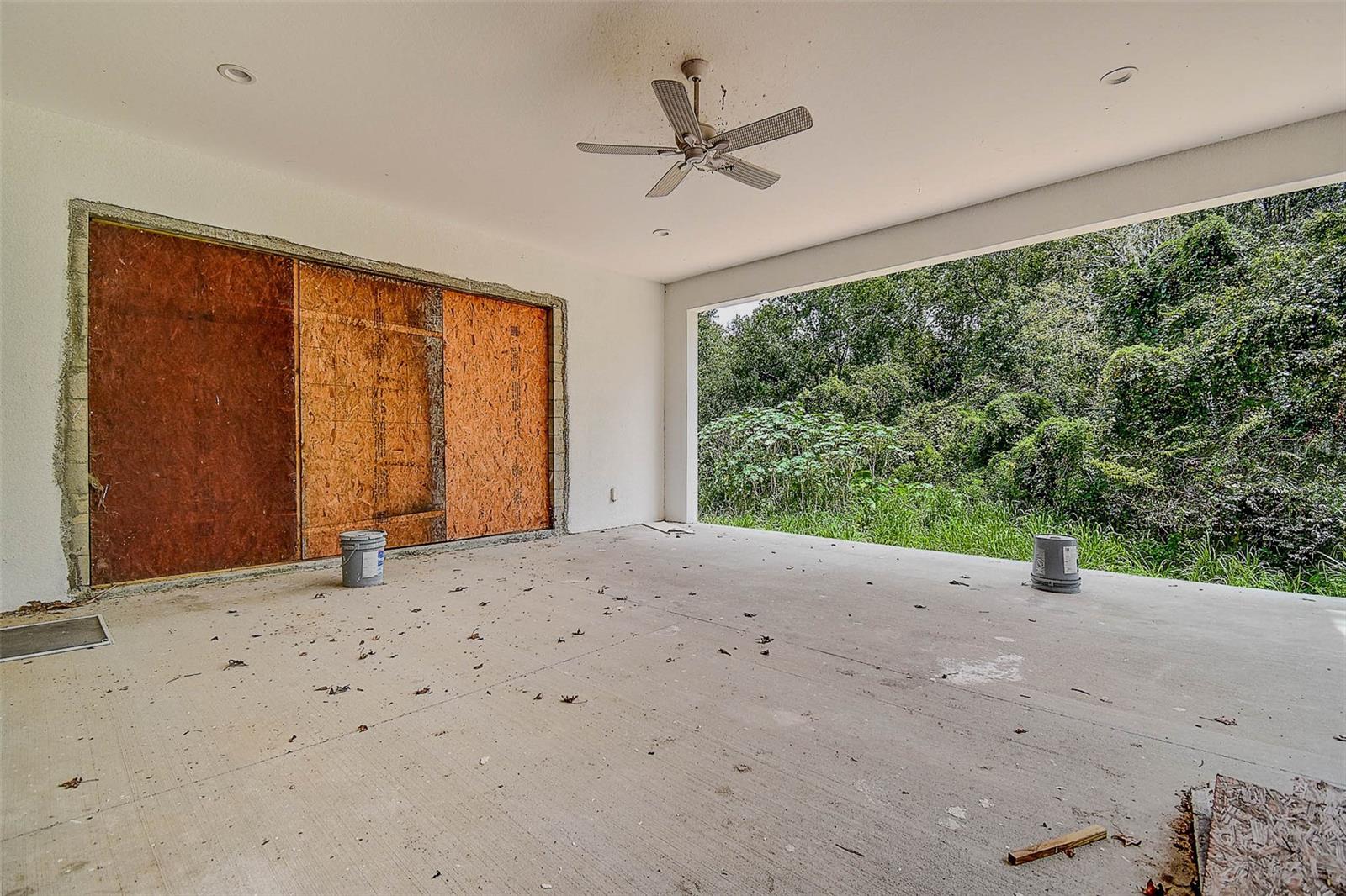 Image 30 of 41 For 6320 Woodhaven Drive