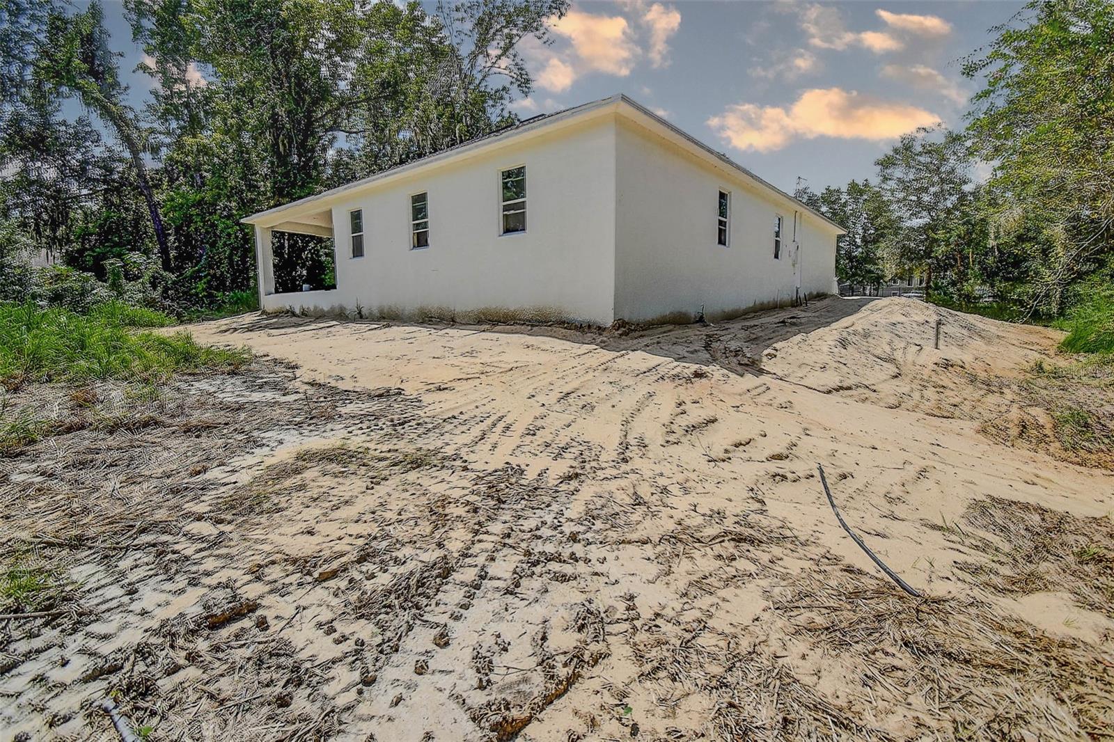 Image 32 of 41 For 6320 Woodhaven Drive