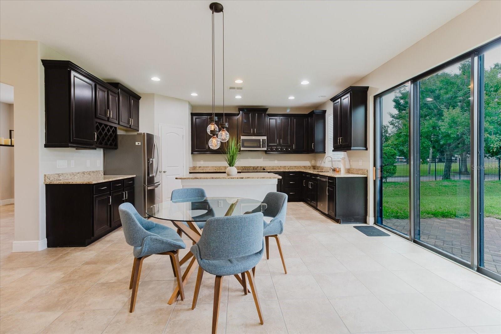 Image 11 of 70 For 1389 Heritage Landings Drive