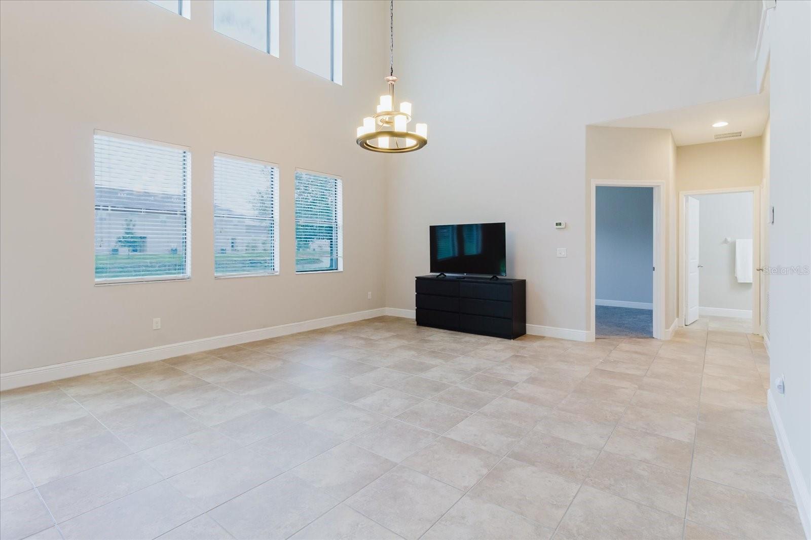 Image 23 of 70 For 1389 Heritage Landings Drive