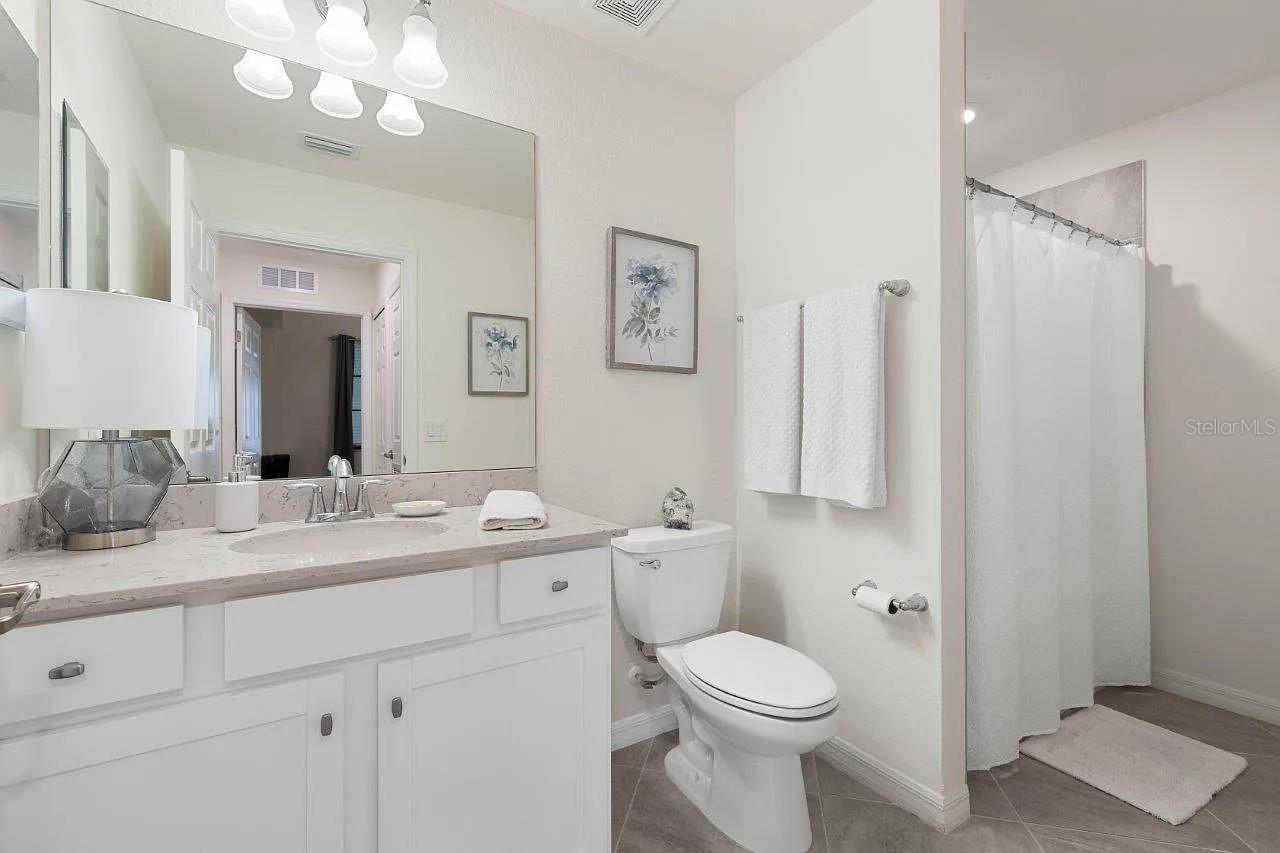 Image 31 of 55 For 17724 Gawthrop Drive 204