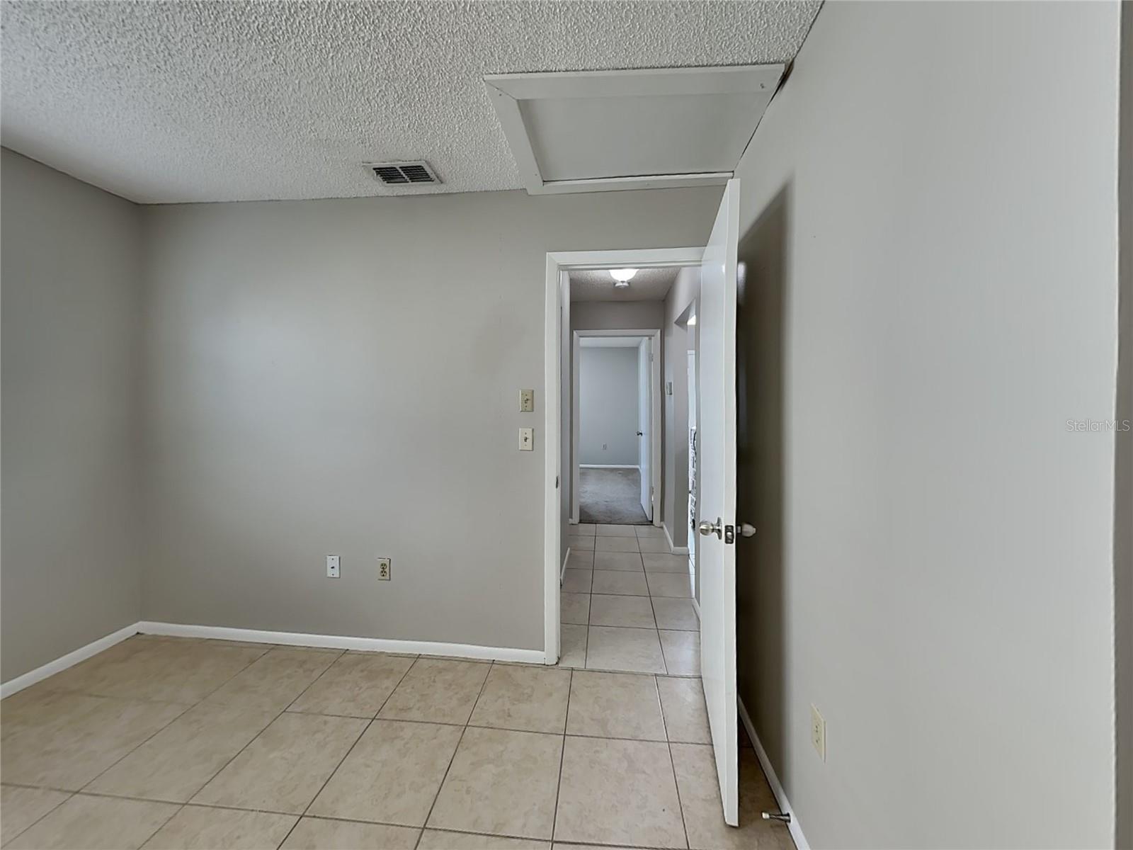 Image 11 of 17 For 4210 38th Street W