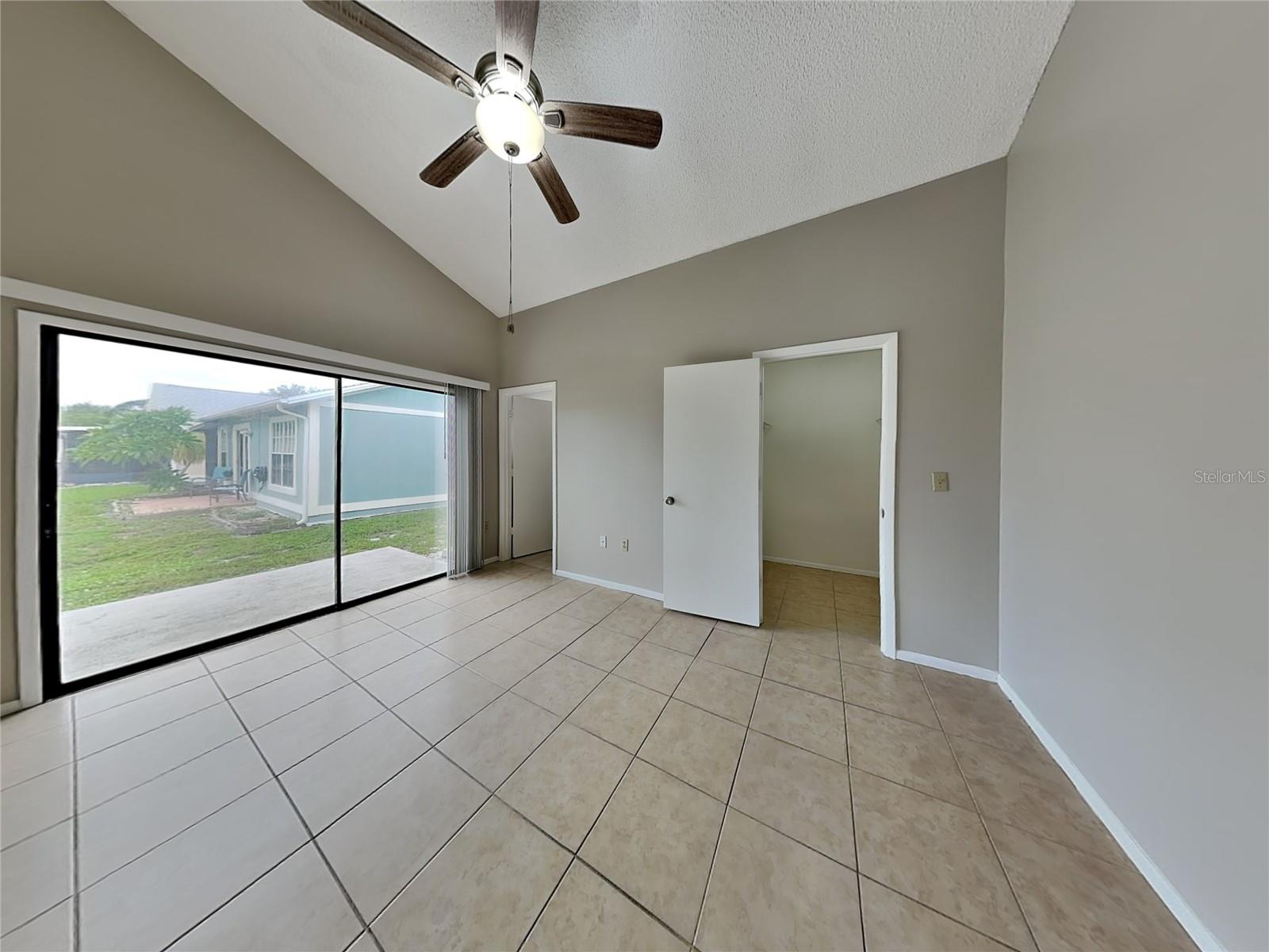 Image 7 of 17 For 4210 38th Street W