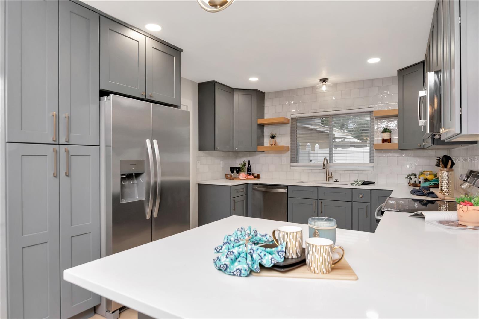 Image 11 of 50 For 2724 66th Terrace S