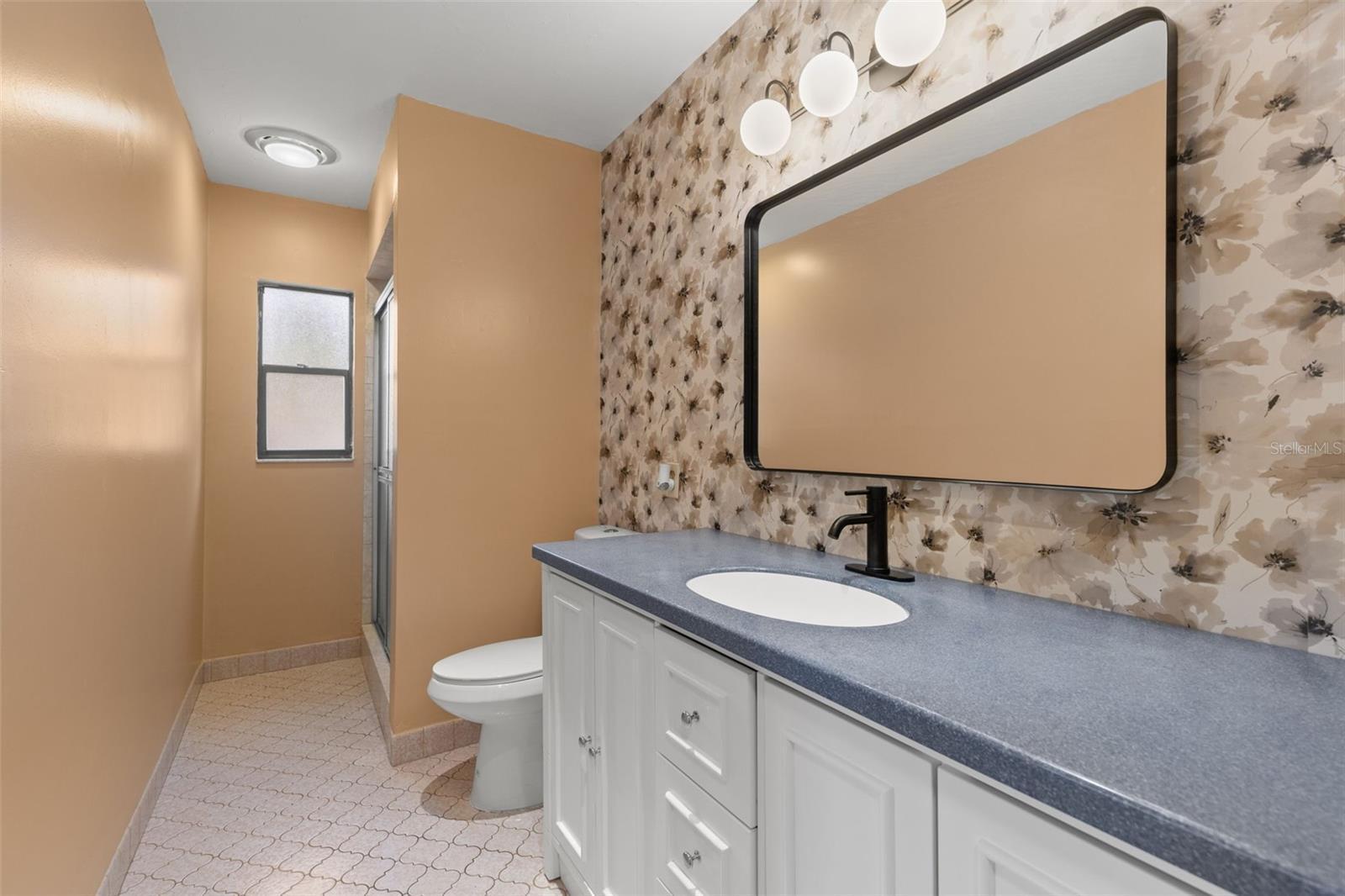 Image 30 of 38 For 16208 Armistead Lane