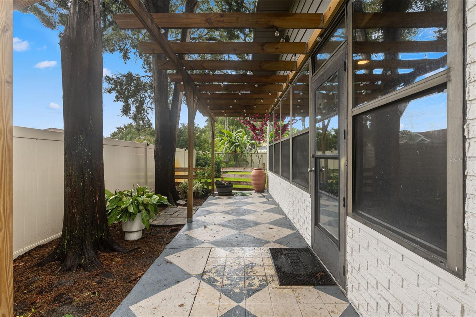 Image 34 of 38 For 16208 Armistead Lane