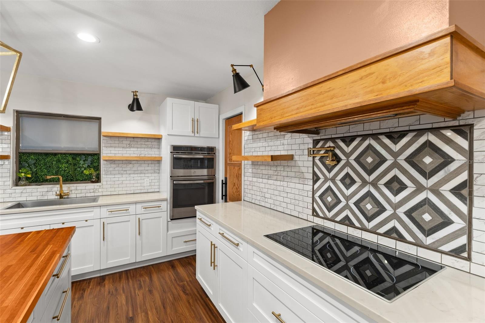Image 7 of 38 For 16208 Armistead Lane