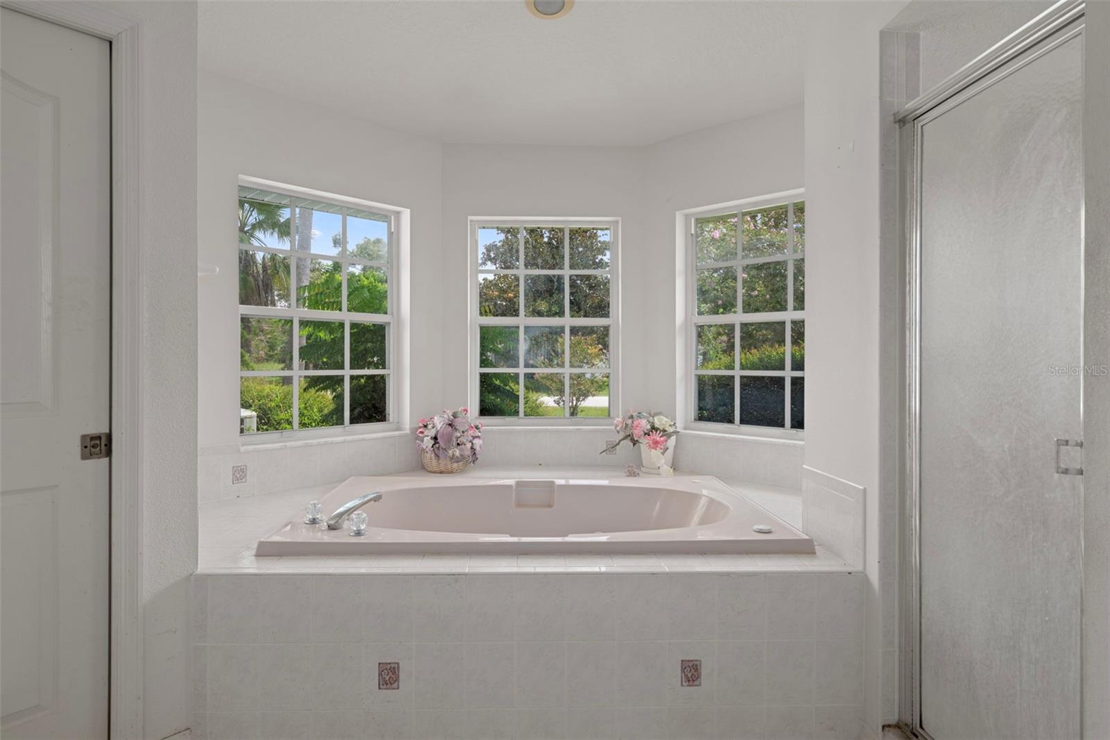 Image 14 of 27 For 10185 Sleepy Willow Court