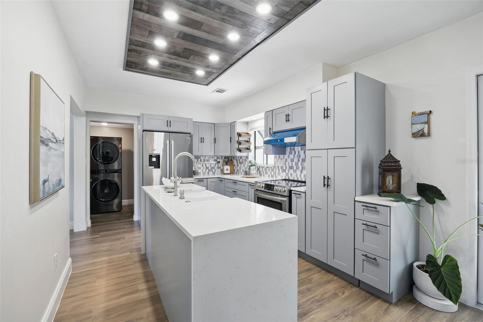 Image 11 of 40 For 2301 46th Street S