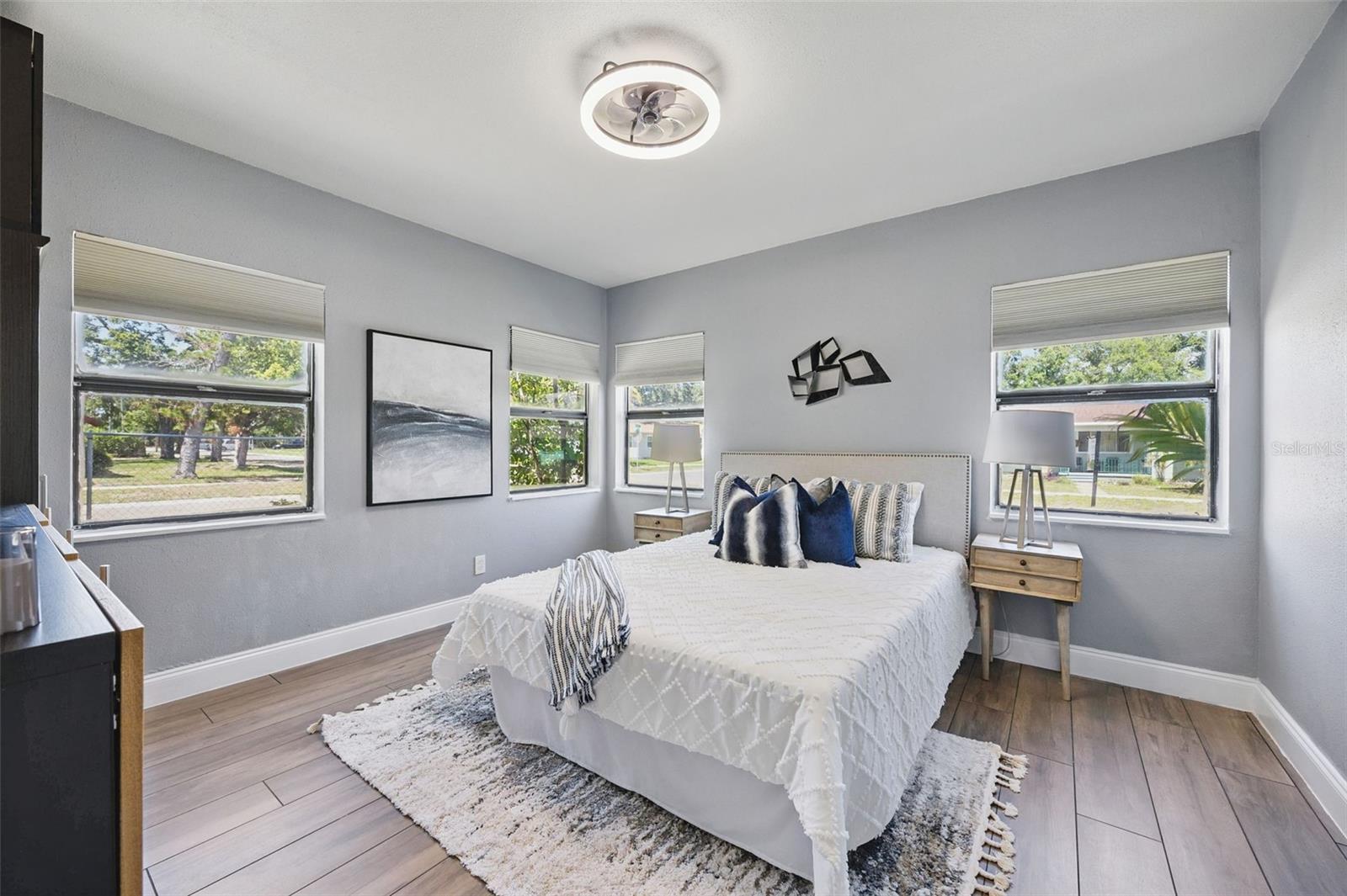Image 15 of 40 For 2301 46th Street S