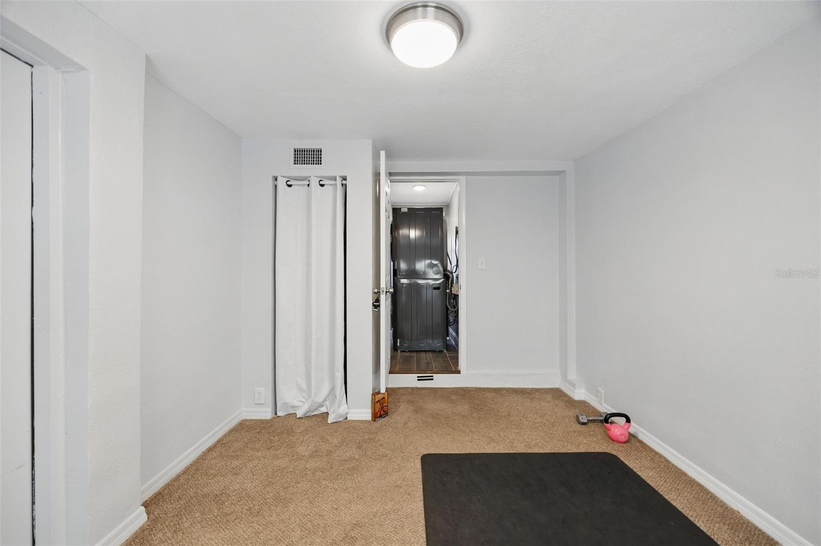 Image 23 of 40 For 2301 46th Street S