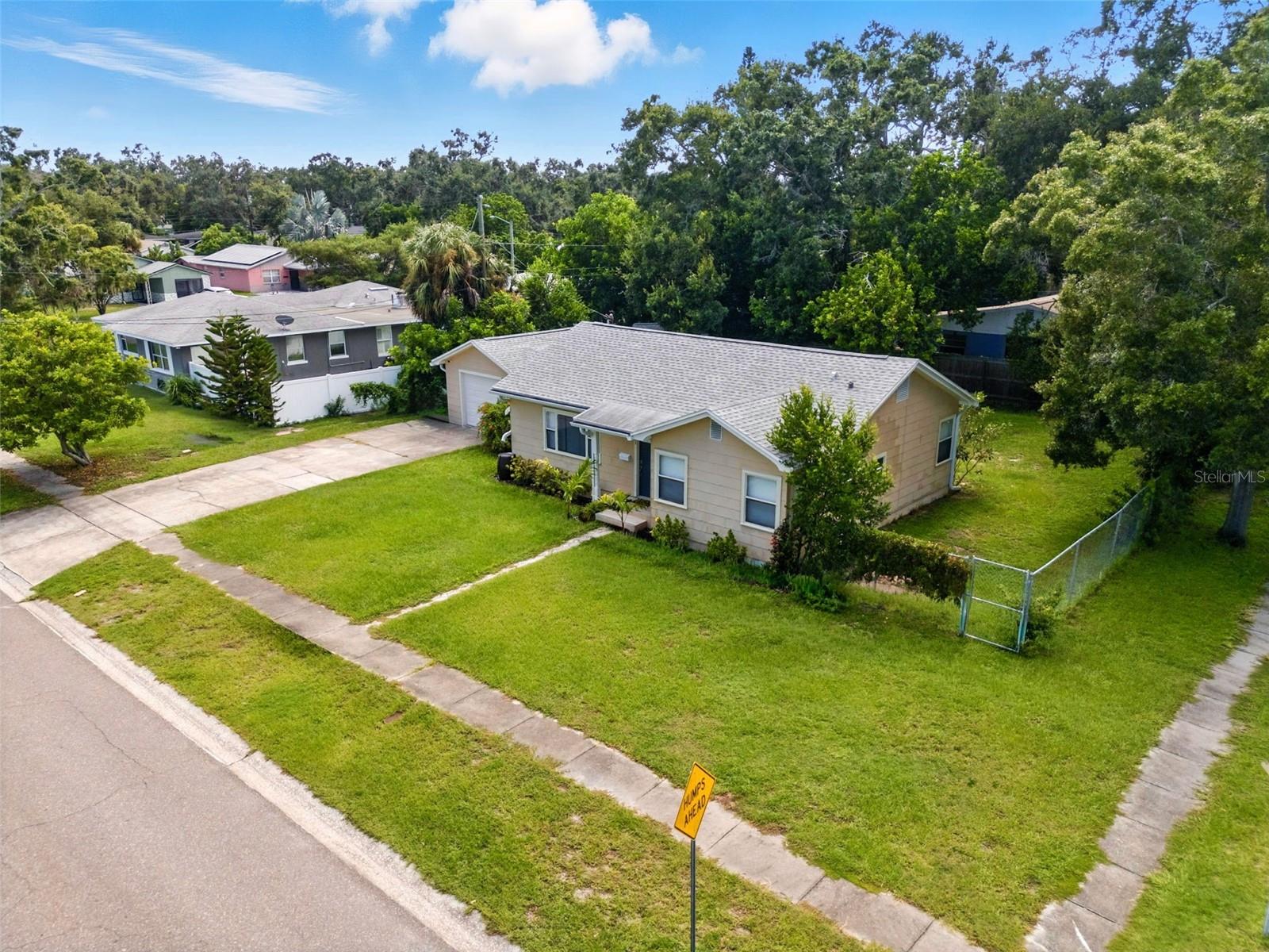 Image 3 of 40 For 2301 46th Street S