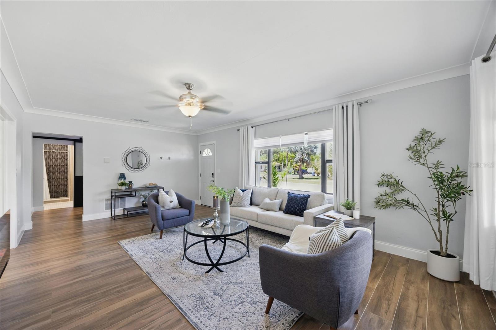 Image 7 of 40 For 2301 46th Street S