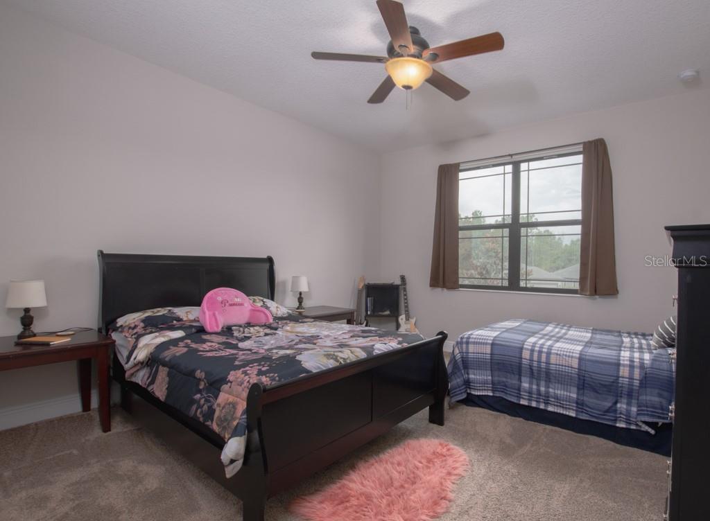 Image 16 of 38 For 8206 Summer Brook Court