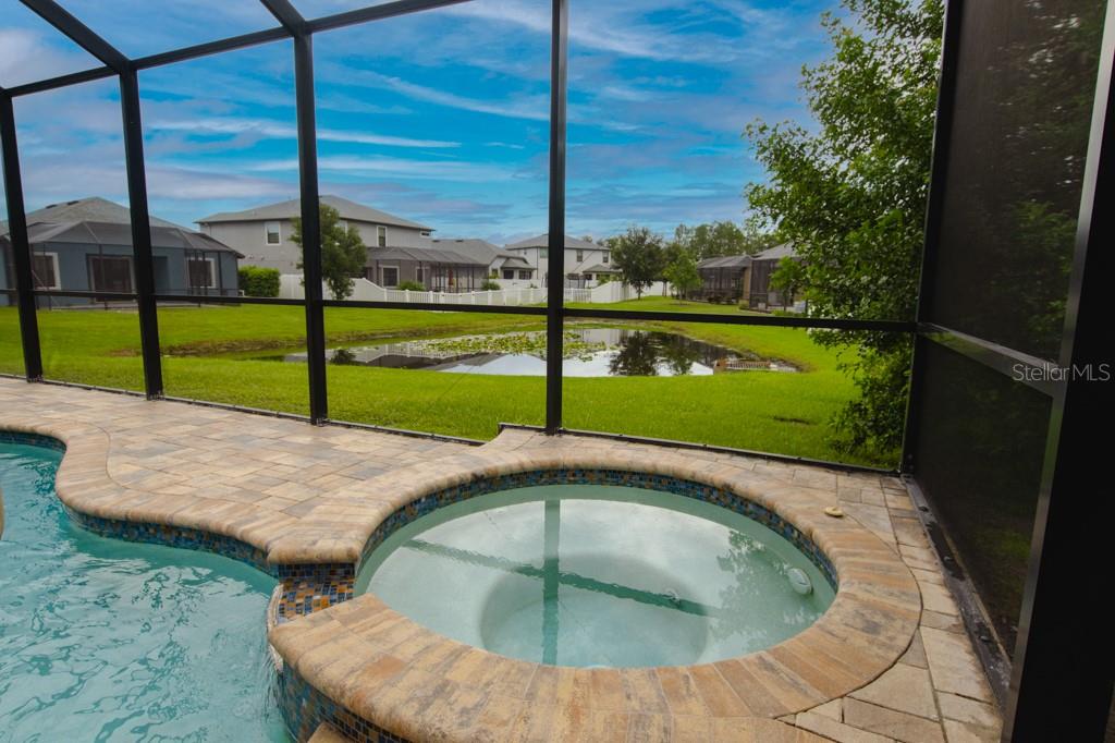 Image 23 of 38 For 8206 Summer Brook Court