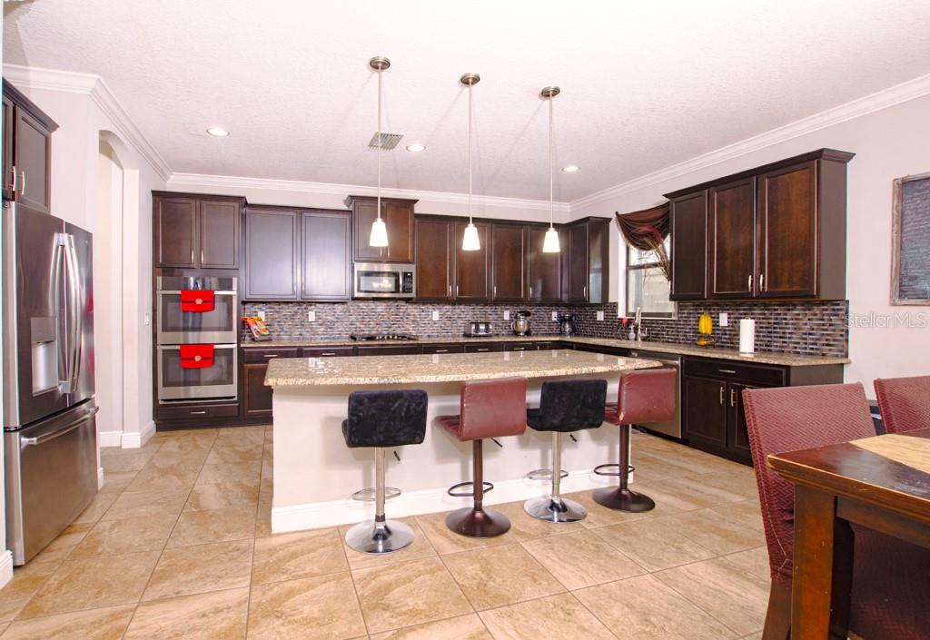 Image 3 of 38 For 8206 Summer Brook Court
