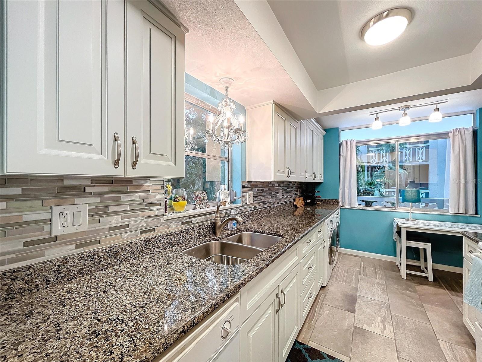 Image 14 of 30 For 1012 Pearce Drive 211