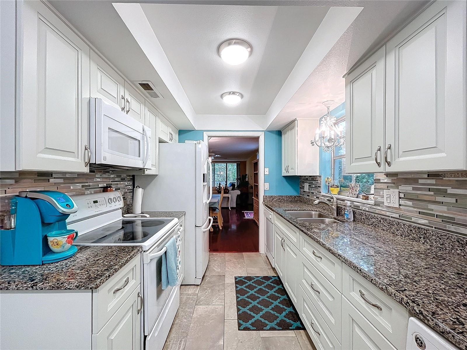 Image 15 of 30 For 1012 Pearce Drive 211