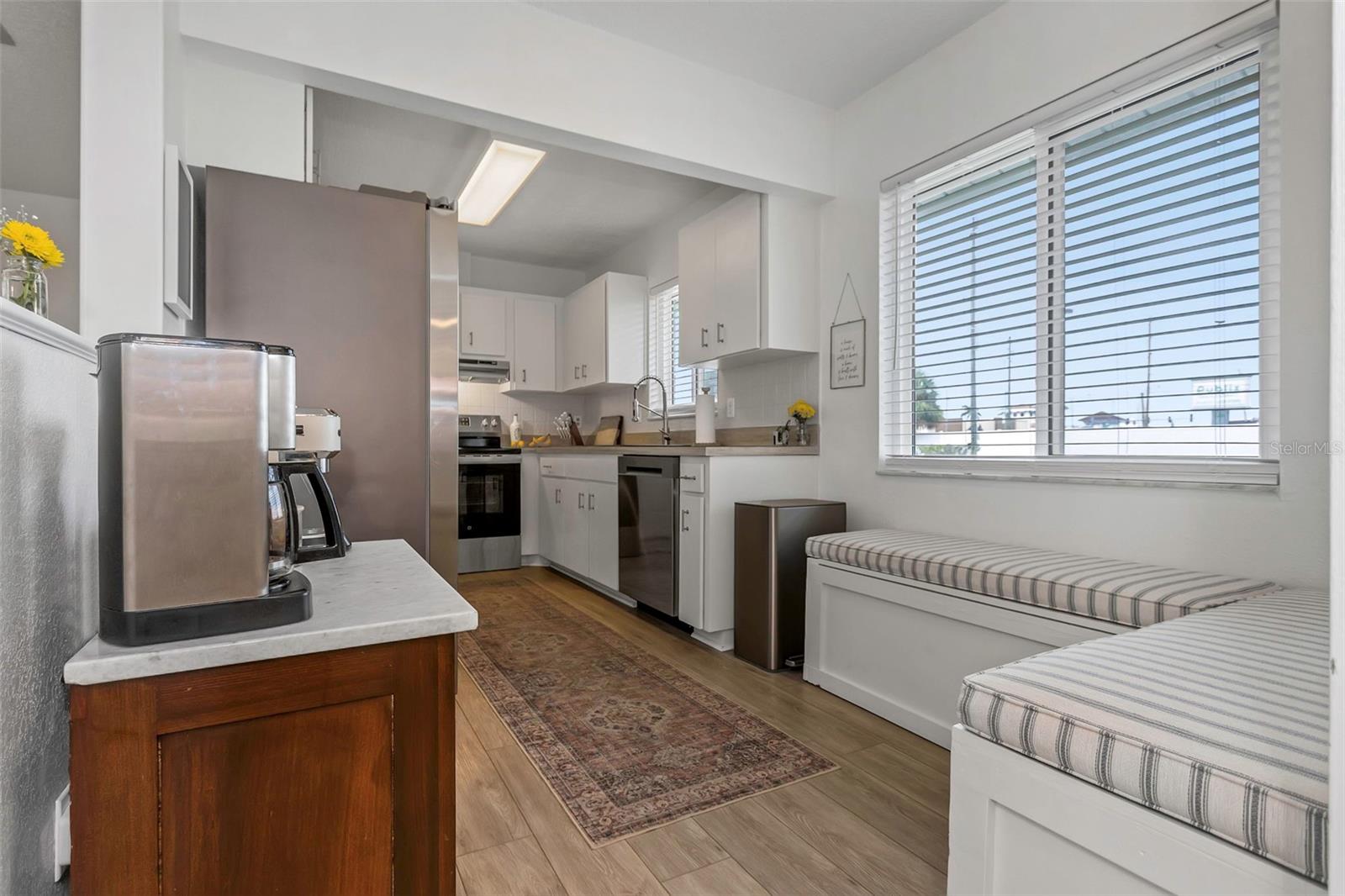 Image 15 of 69 For 11323 79th Avenue