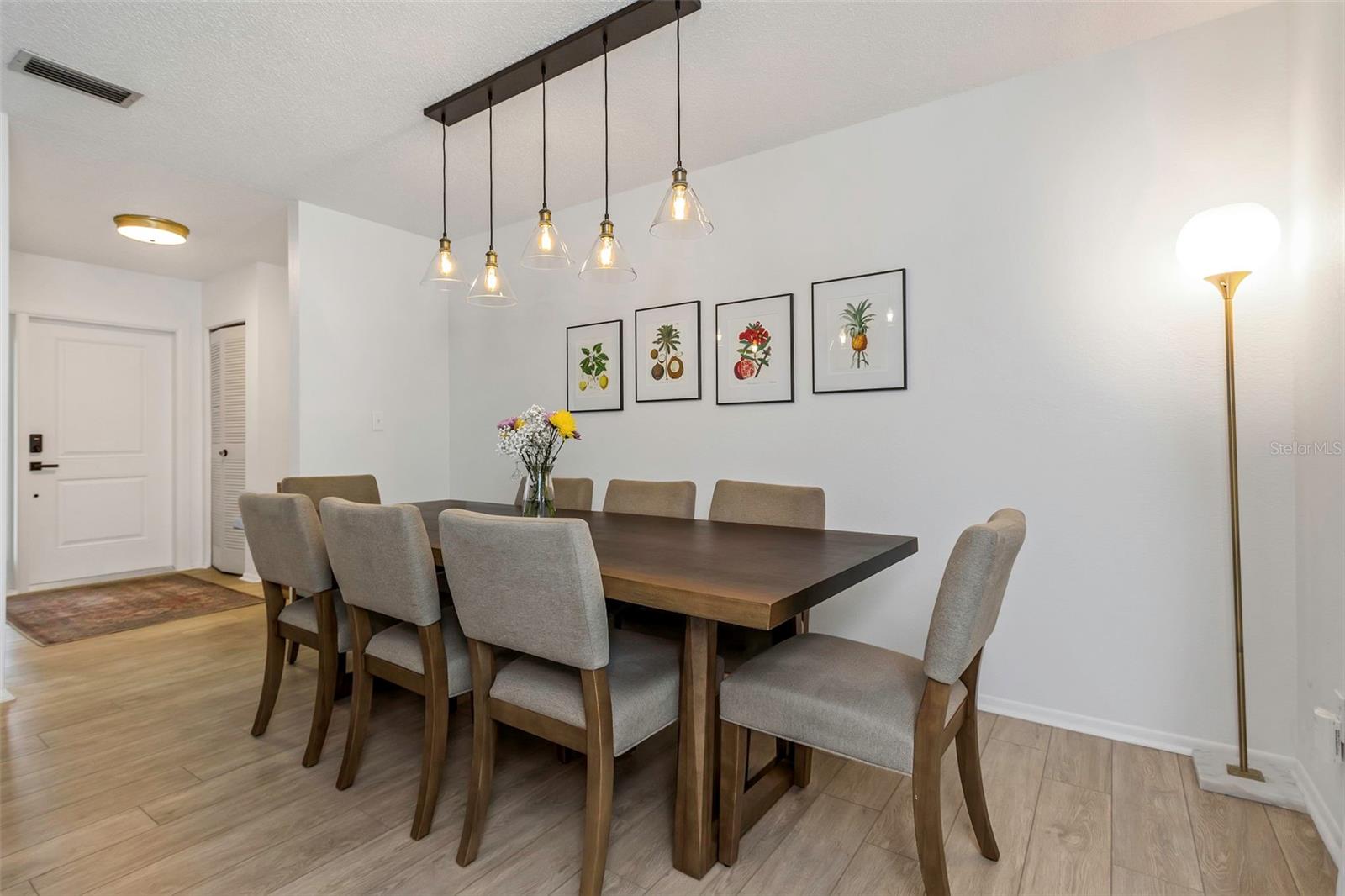Image 6 of 69 For 11323 79th Avenue