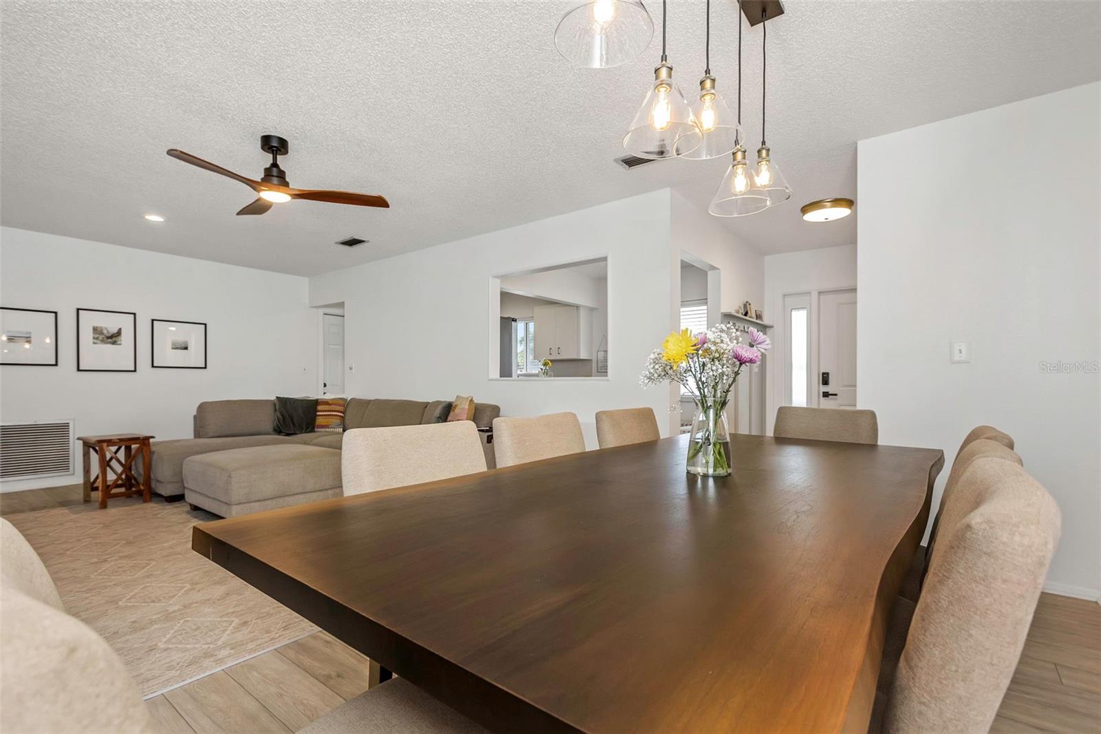 Image 7 of 69 For 11323 79th Avenue