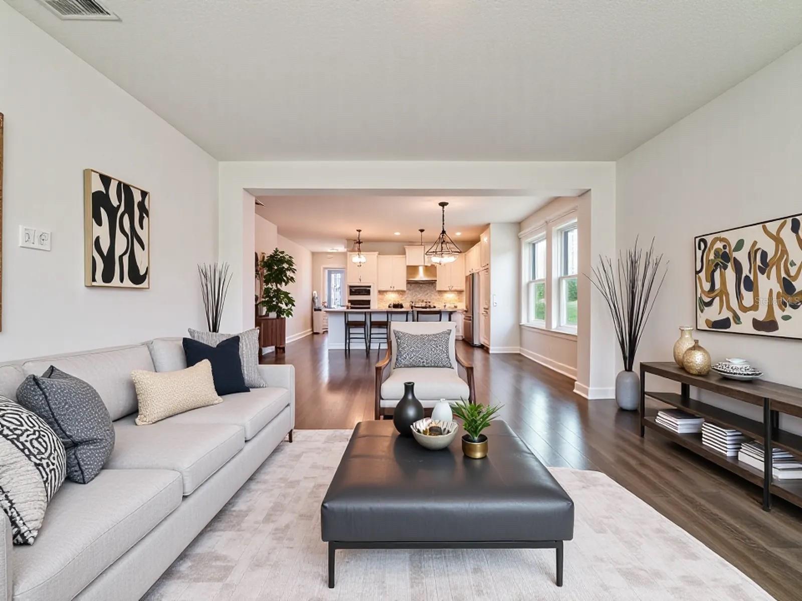 Image 11 of 56 For 17006 Crestmont Boulevard