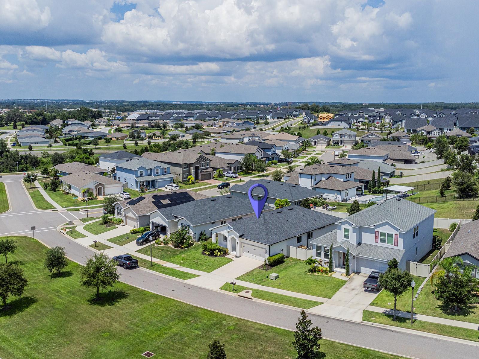 Image 22 of 56 For 17006 Crestmont Boulevard