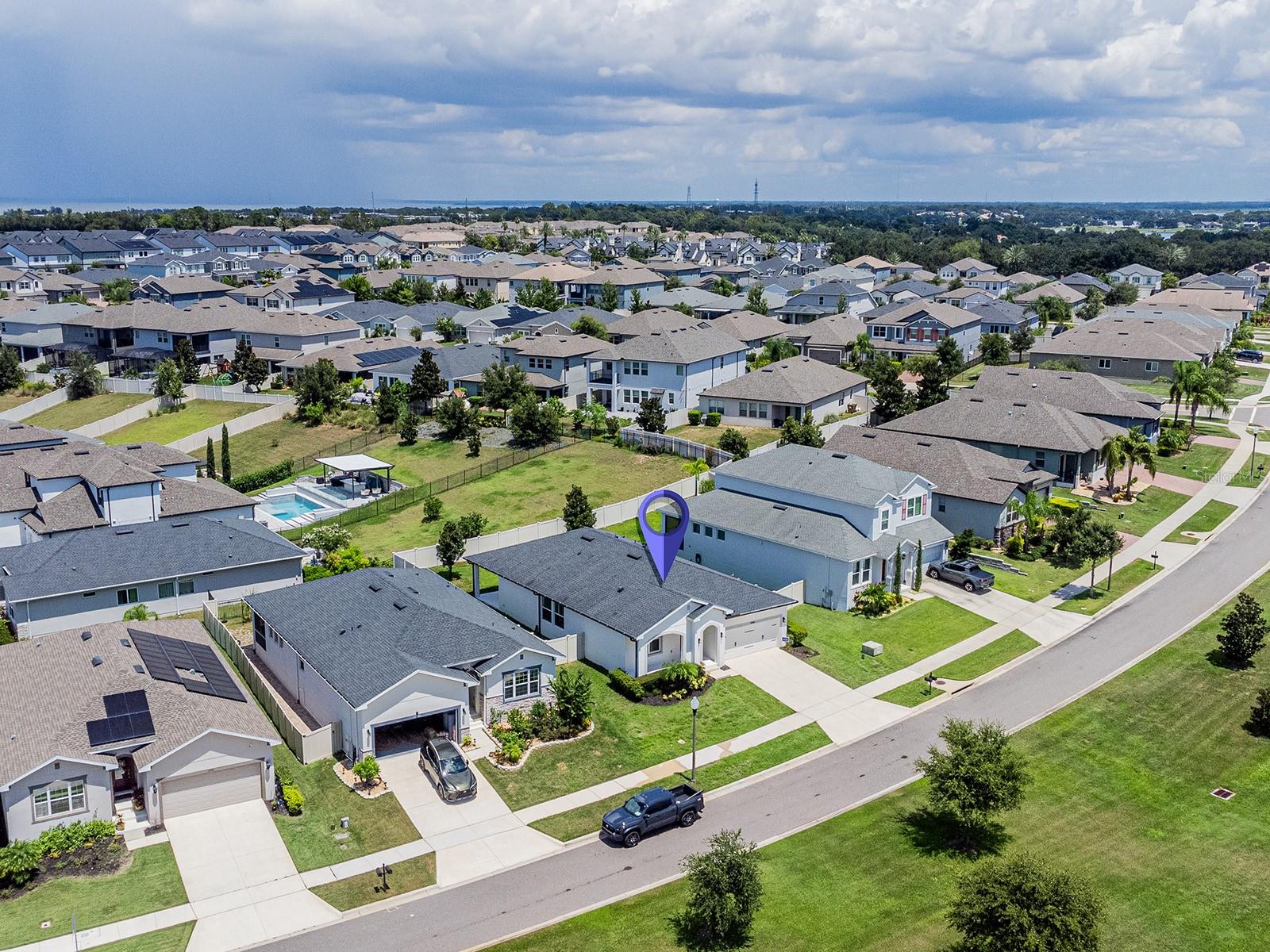 Image 25 of 56 For 17006 Crestmont Boulevard