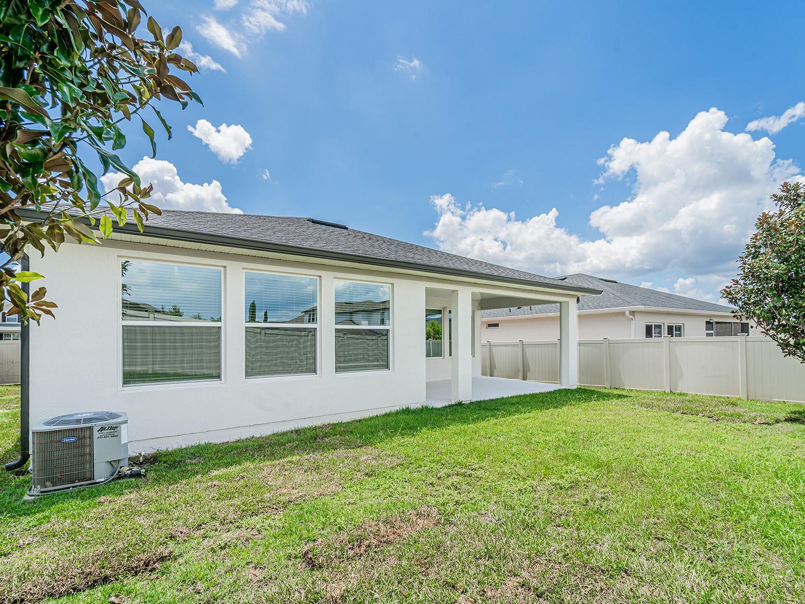 Image 33 of 56 For 17006 Crestmont Boulevard
