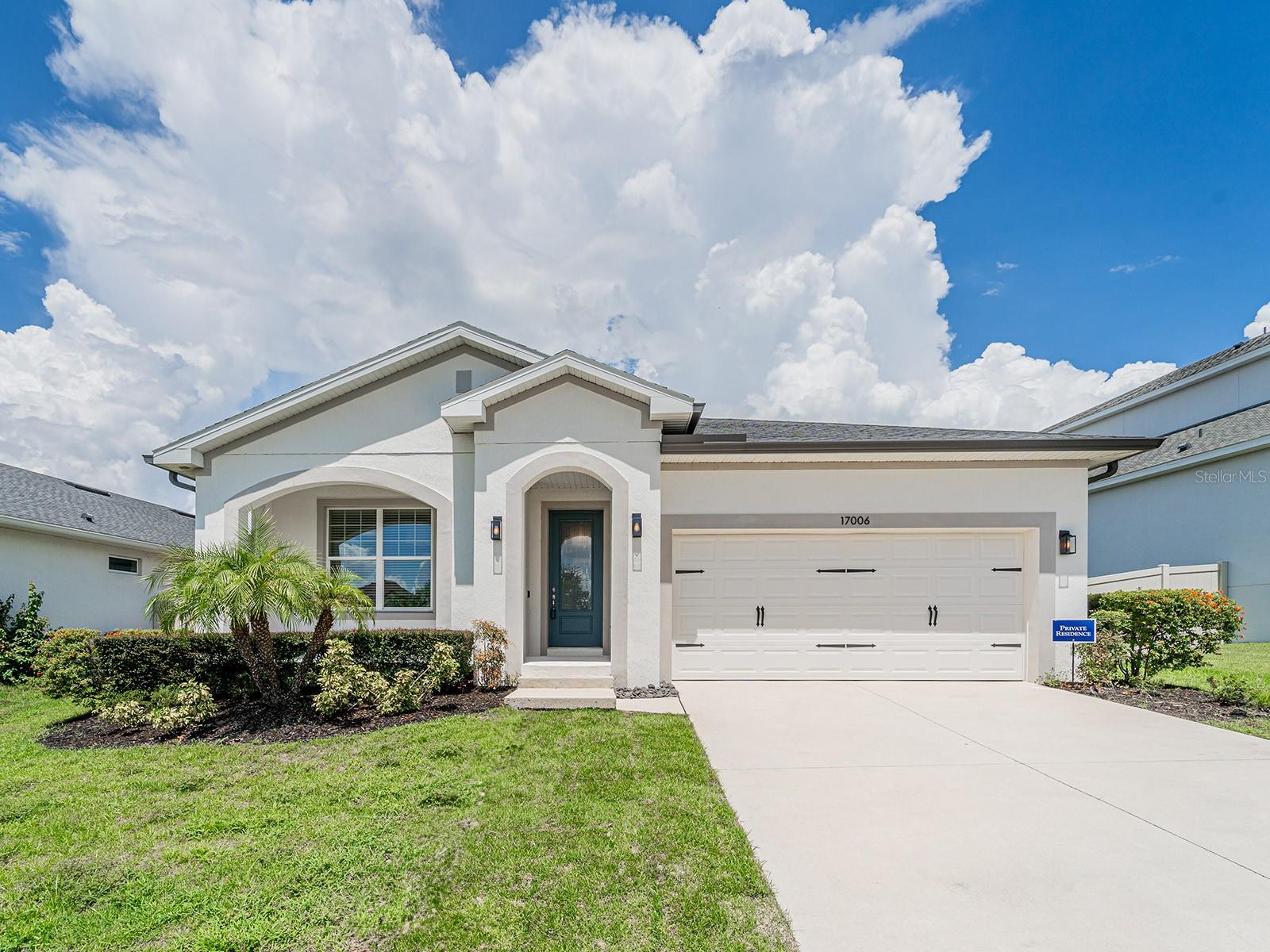 Image 38 of 56 For 17006 Crestmont Boulevard
