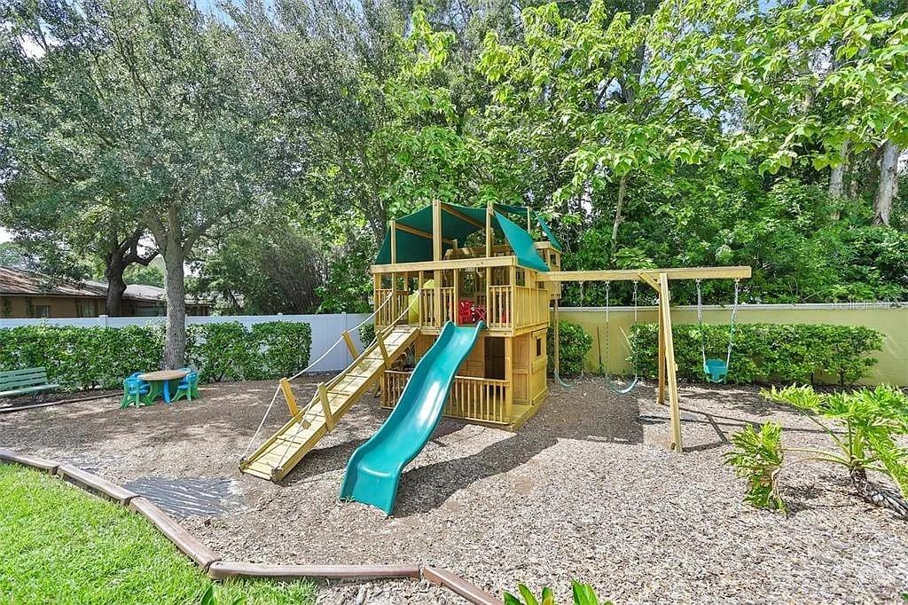 Image 16 of 20 For 4207 Dale Mabry Highway 11310