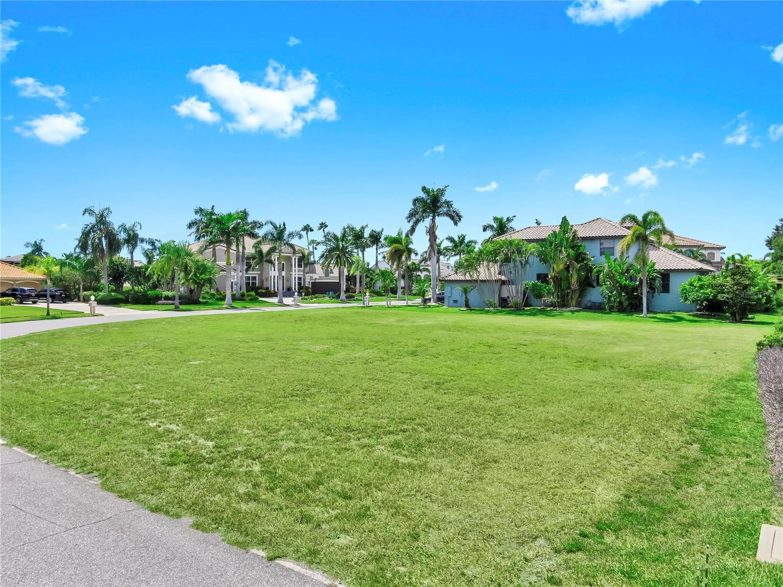 Image 8 of 22 For 6424 Rubia Circle