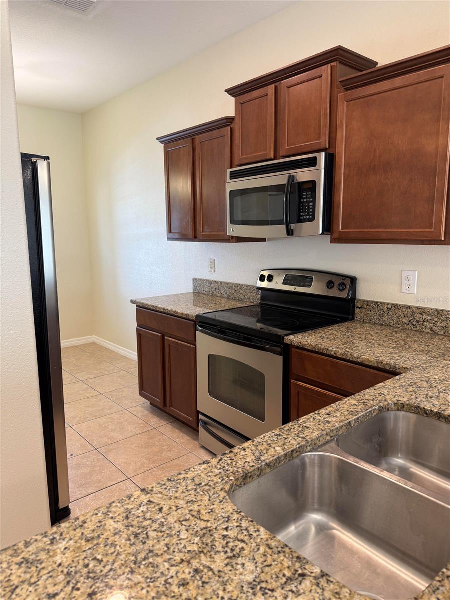 Image 5 of 30 For 20430 Berrywood Lane