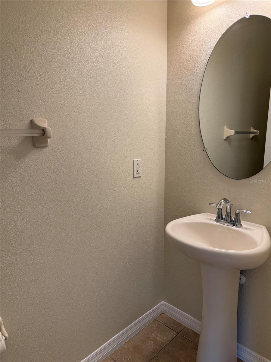 Image 9 of 30 For 20430 Berrywood Lane