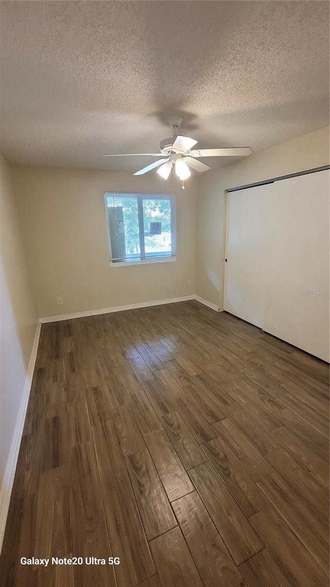 Image 10 of 12 For 640 Golden Raintree Place
