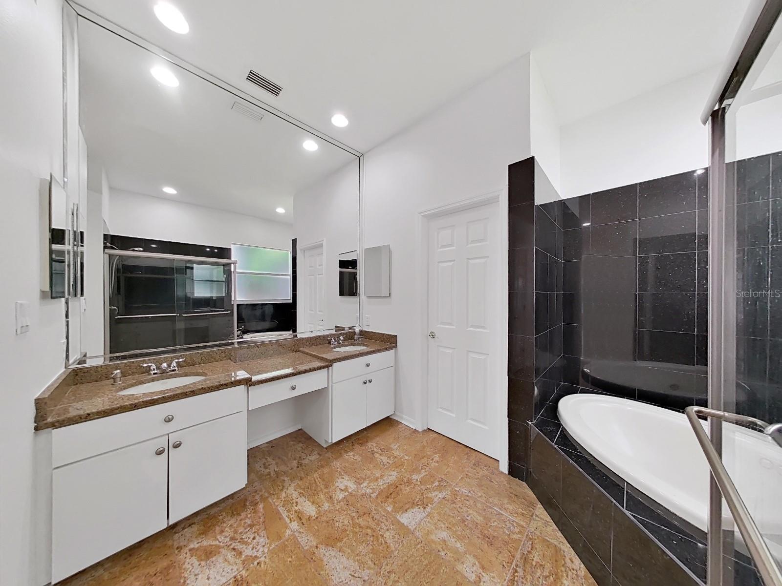 Image 31 of 58 For 18177 Heron Walk Drive