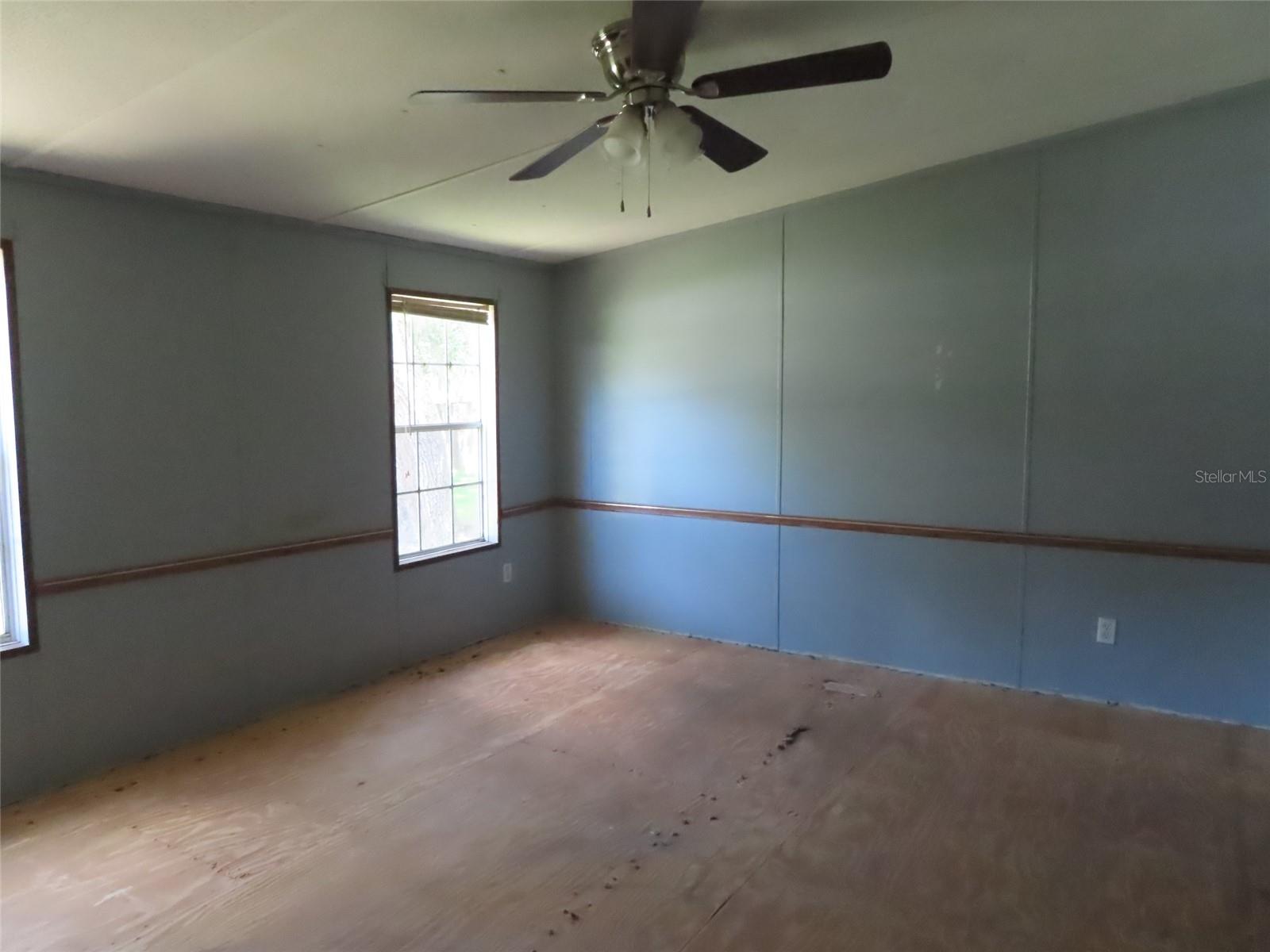 Image 3 of 16 For 903 Trapnell Road