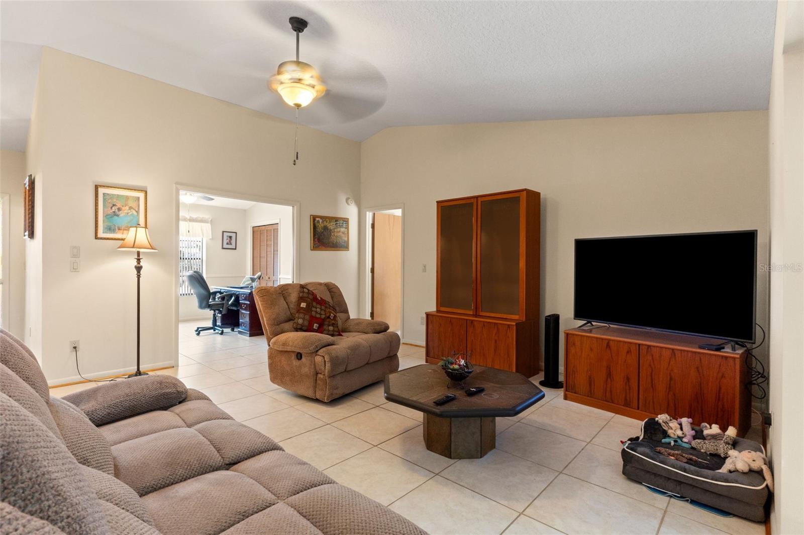 Image 7 of 37 For 50 Pine Drive