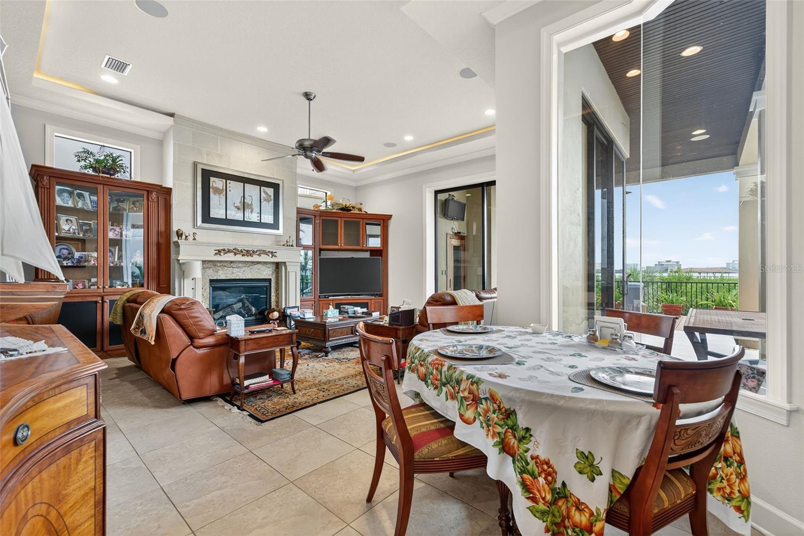 Image 10 of 20 For 4125 Causeway Vista Drive