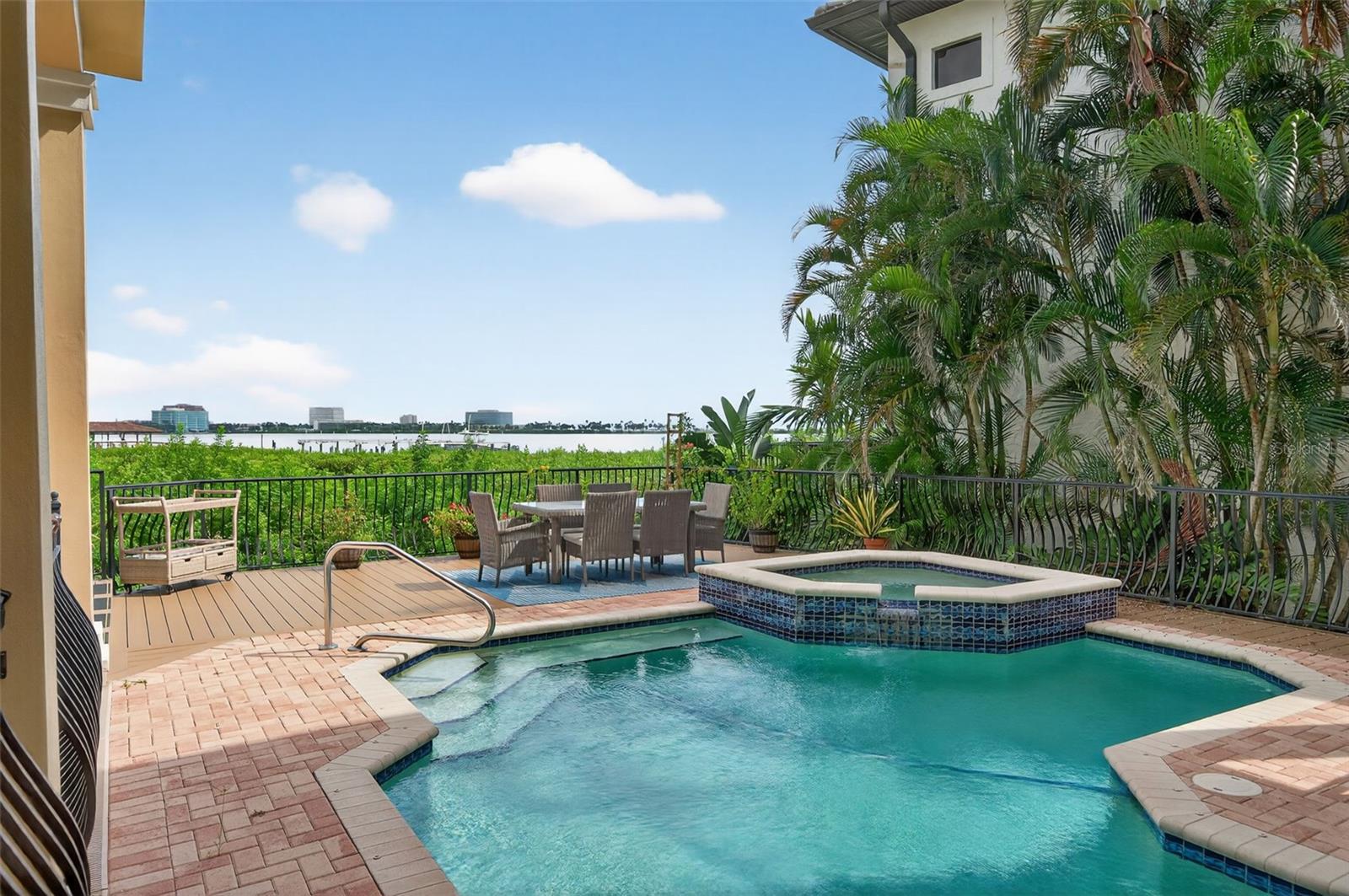 Image 17 of 20 For 4125 Causeway Vista Drive
