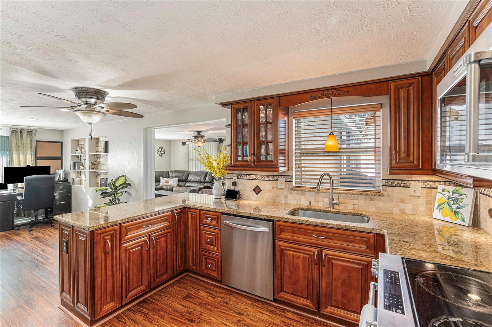 Image 11 of 27 For 4011 Ironware Drive