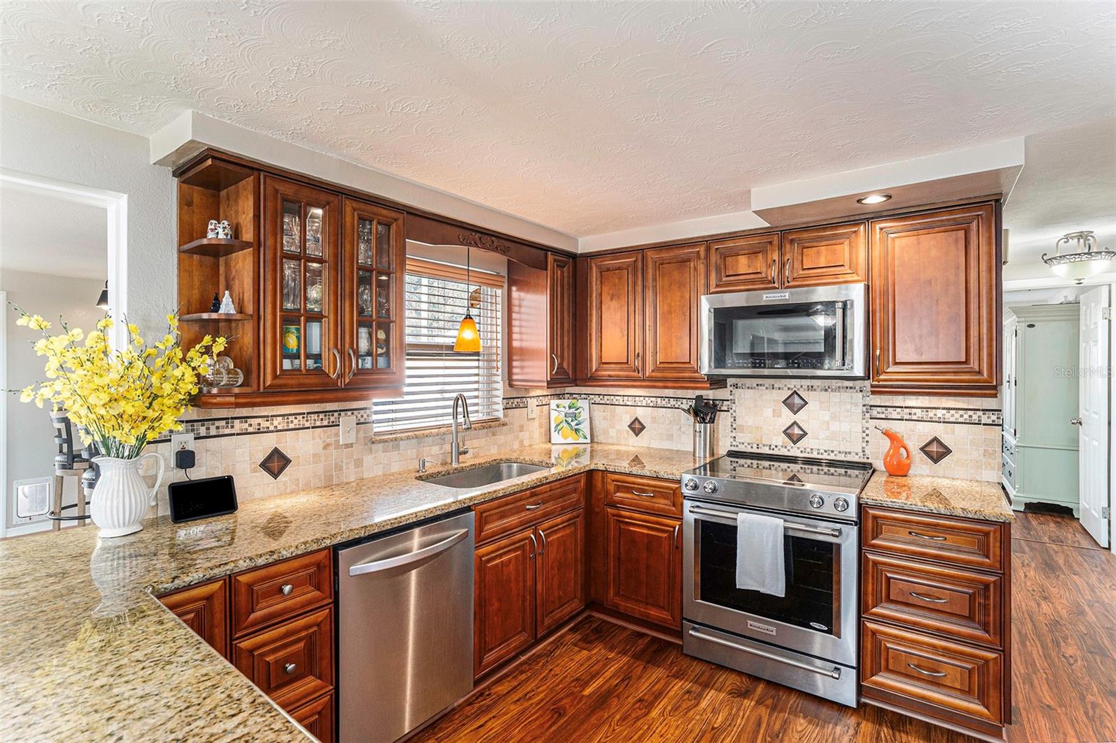 Image 12 of 27 For 4011 Ironware Drive