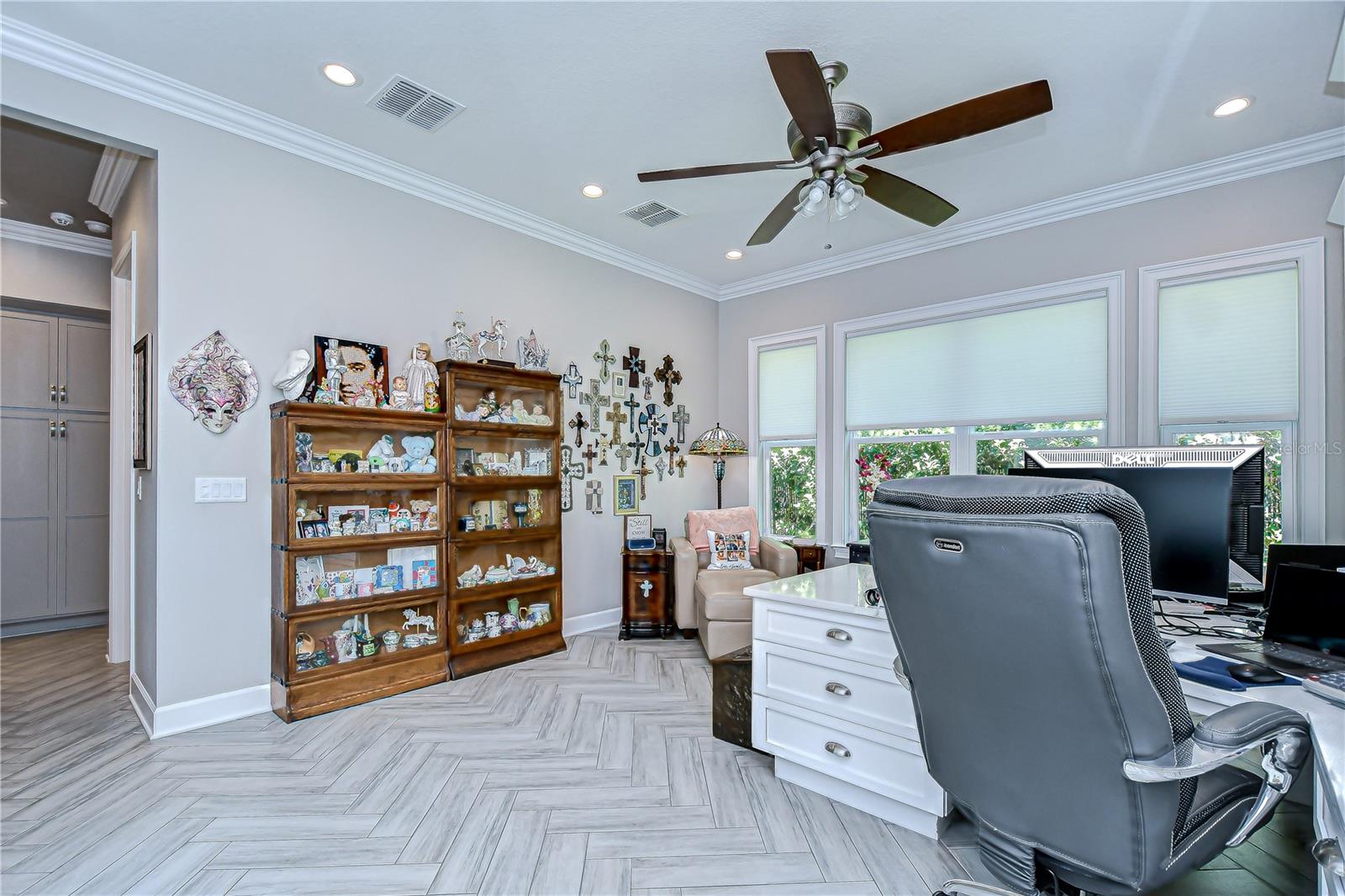 Image 32 of 52 For 15303 Valencia Del Sol Street