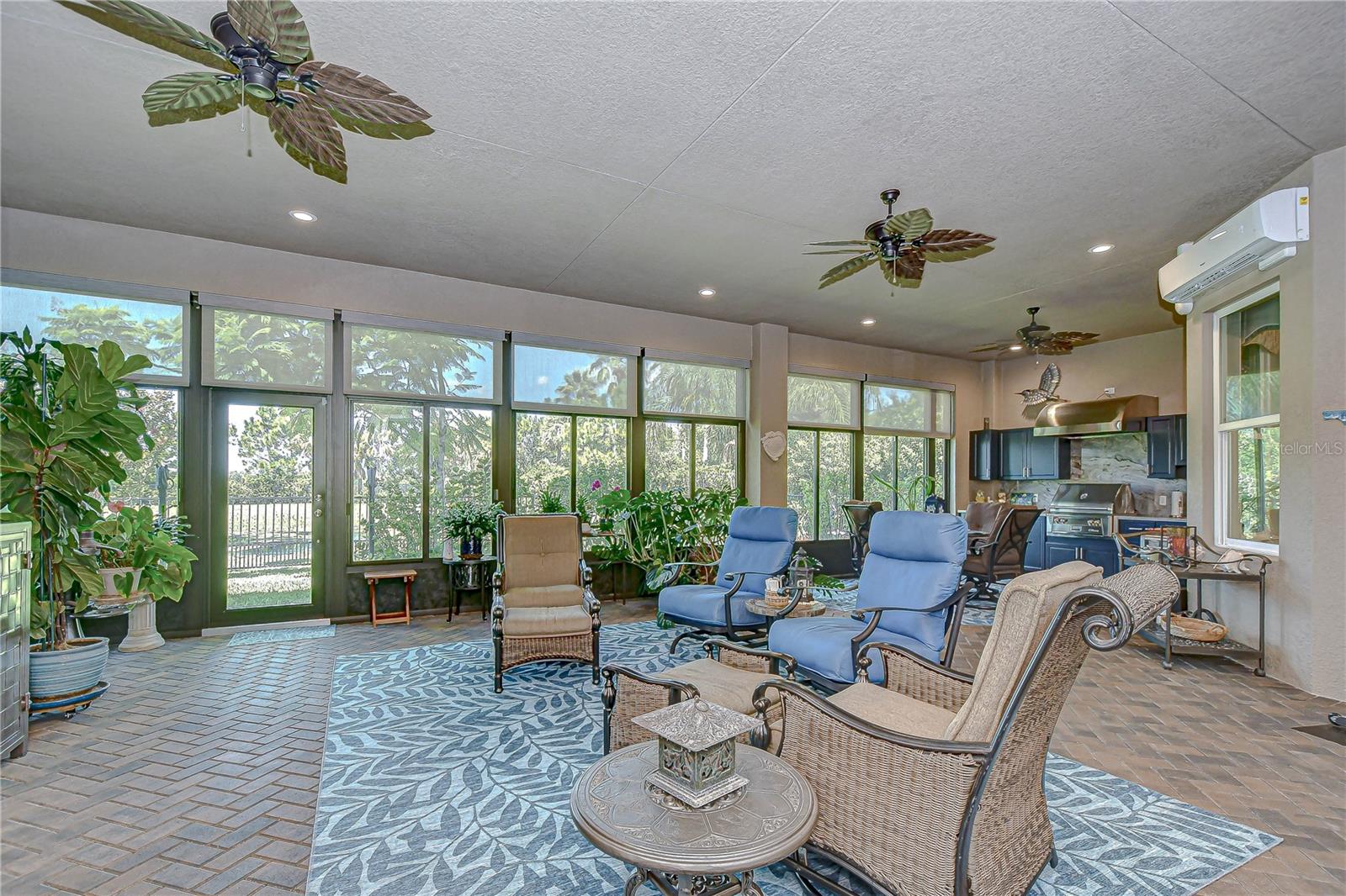 Image 34 of 52 For 15303 Valencia Del Sol Street