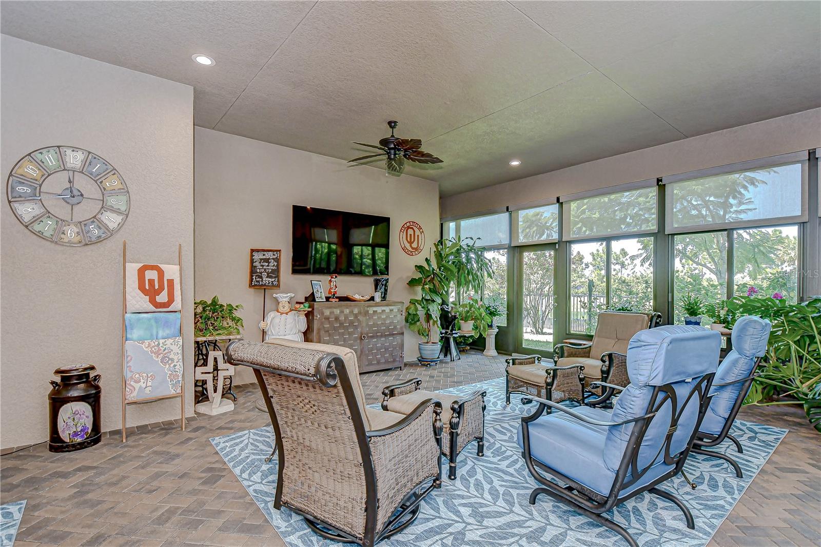 Image 36 of 52 For 15303 Valencia Del Sol Street