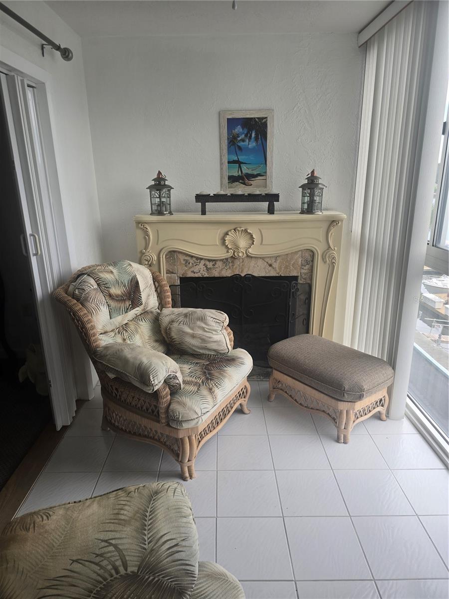 Image 9 of 9 For 4939 Floramar Terrace 302
