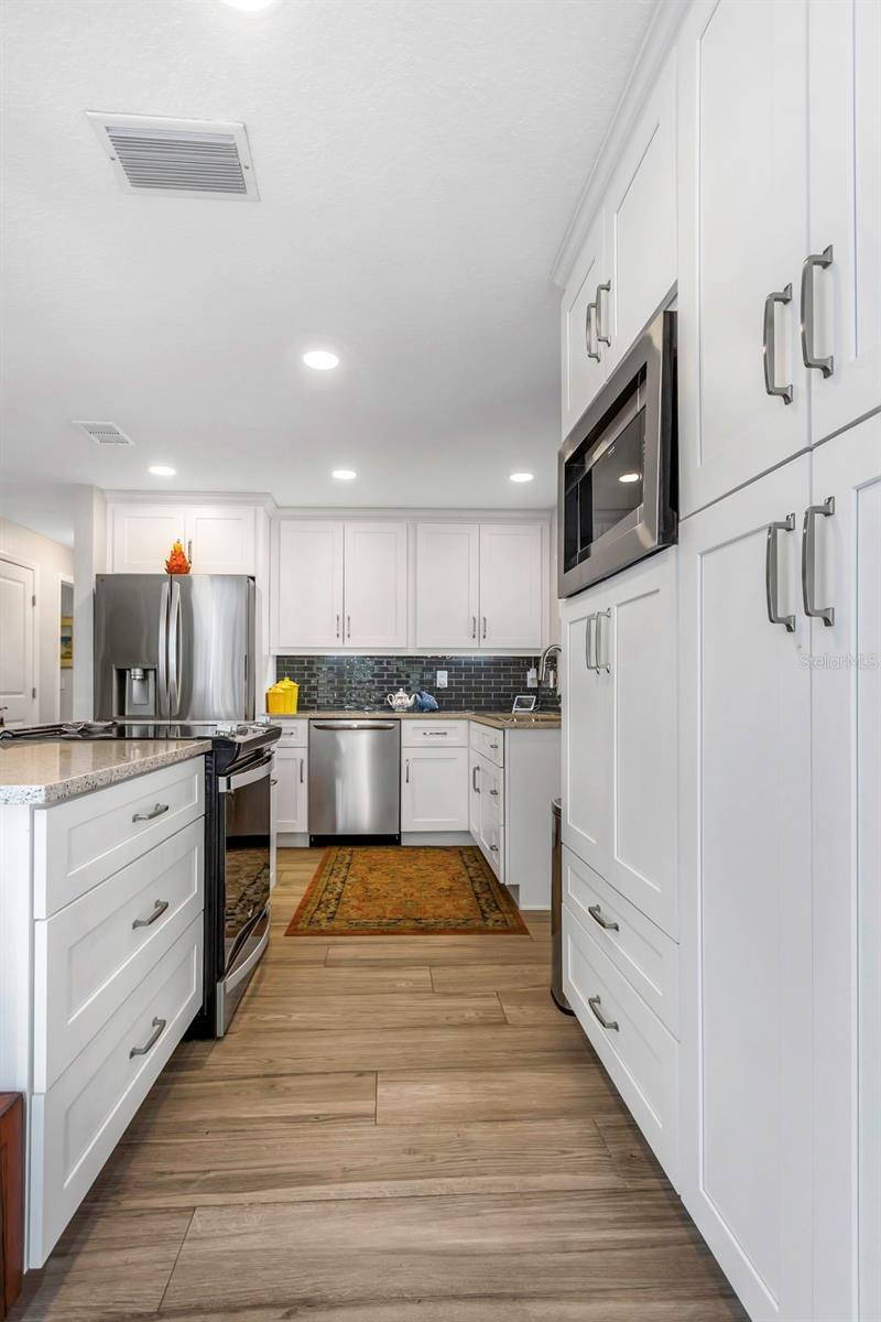 Image 20 of 80 For 10032 39th Way N