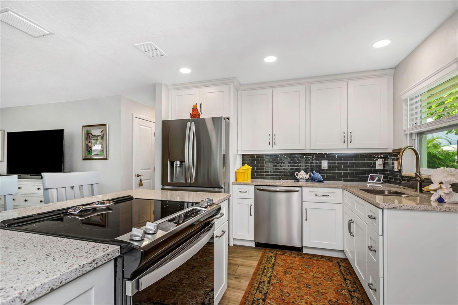Image 21 of 80 For 10032 39th Way N
